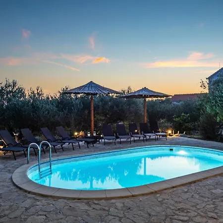 Rogoznička Oaza 2 In Zečevo Rogozničko - Haus Für 16 Personen *