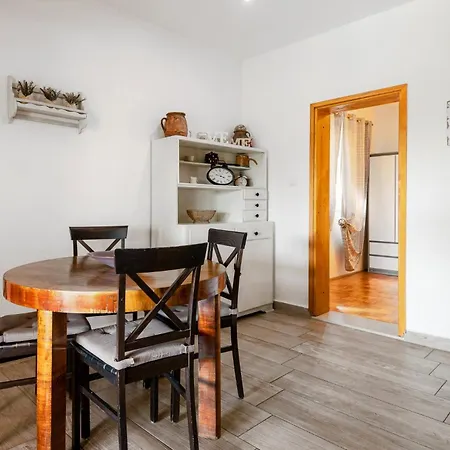 Rogoznicka Oaza 2 In Rogoznicko - Haus Fuer 16 Personen *