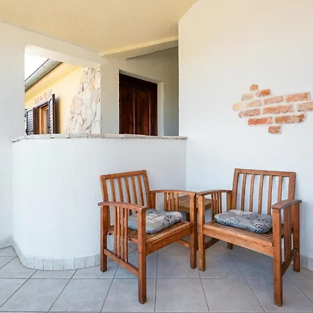 Rogoznicka Oaza 2 In Rogoznicko - Haus Fuer 16 Personen * Zečevo