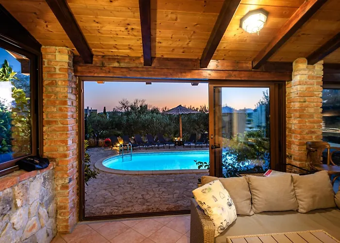 Villa Rogoznička Oaza 2 In Zečevo Rogozničko - Haus Für 16 Personen Zečevo