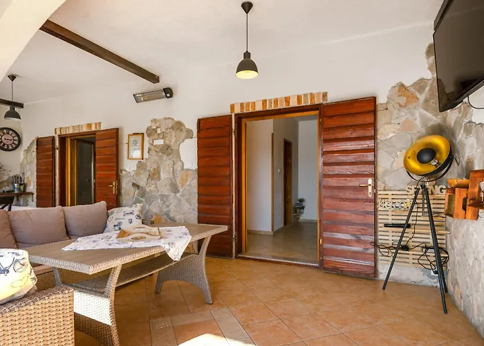 Villa Rogoznička Oaza 2 In Zečevo Rogozničko - Haus Für 16 Personen *