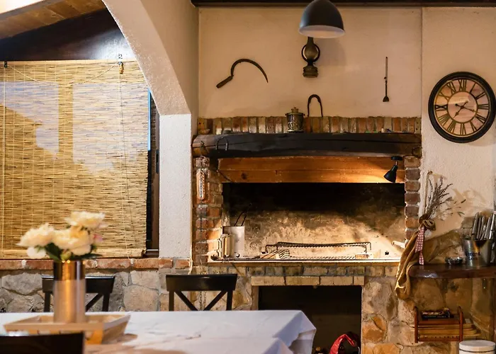 Rogoznicka Oaza 2 In Zecevo Rogoznicko - Haus Fuer 16 Personen Zečevo