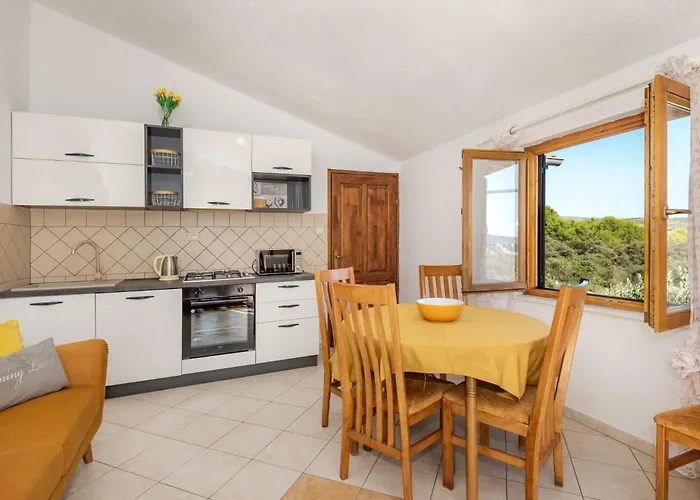 Rogoznička Oaza 2 In Zečevo Rogozničko - Haus Für 16 Personen Zečevo