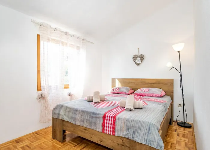 Rogoznička Oaza 2 In Zečevo Rogozničko - Haus Für 16 Personen *