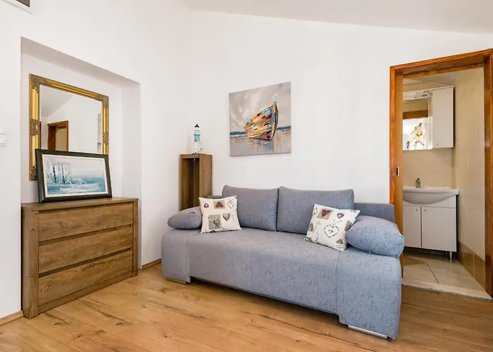 Rogoznička Oaza 2 In Zečevo Rogozničko - Haus Für 16 Personen Zečevo